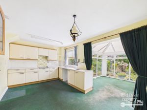 Kitchen/Dining Room- click for photo gallery